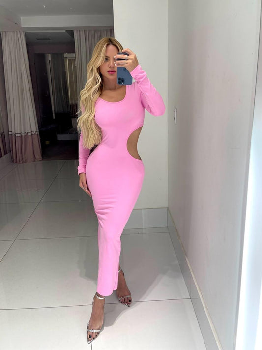 Vestido Solar Pink da Lopz, em tom rosa, com detalhes elegantes e estilo moderno, exibido em close na imagem.