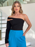 Blusa Ombro só de Manga