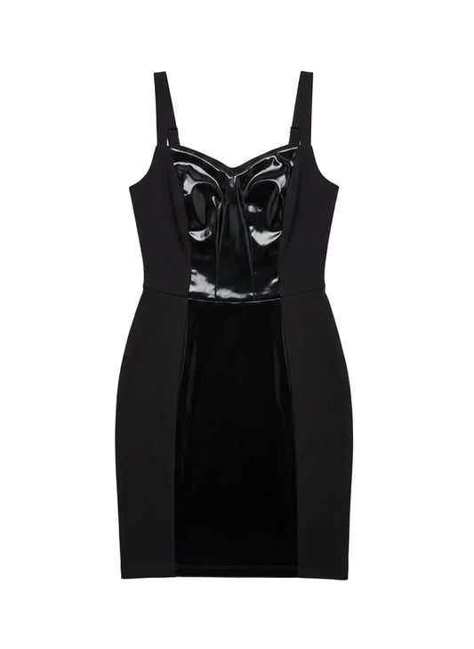 Vestido Daiana da Wanessa Lopez Concept em tecido leve, com detalhes elegantes e comprimento midi.