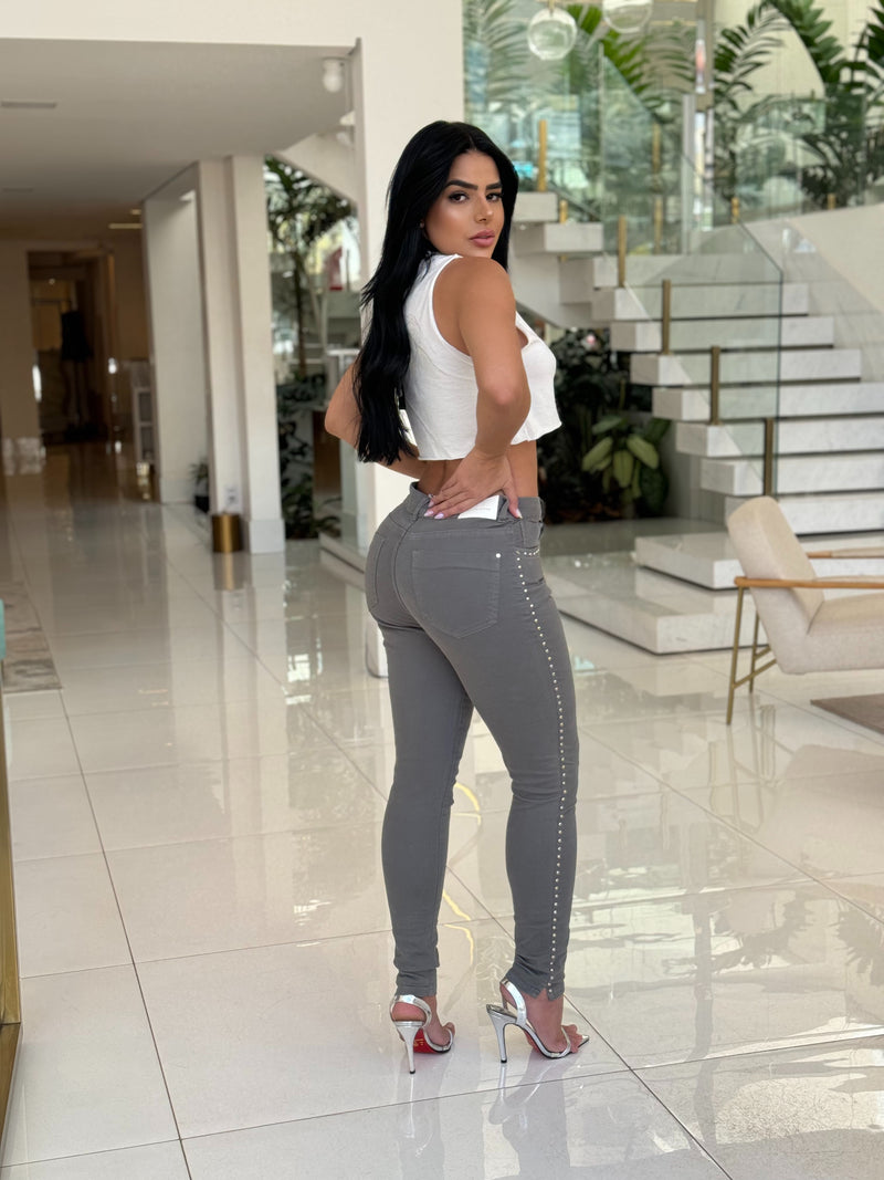 Calça Sarja High Fit Bordada