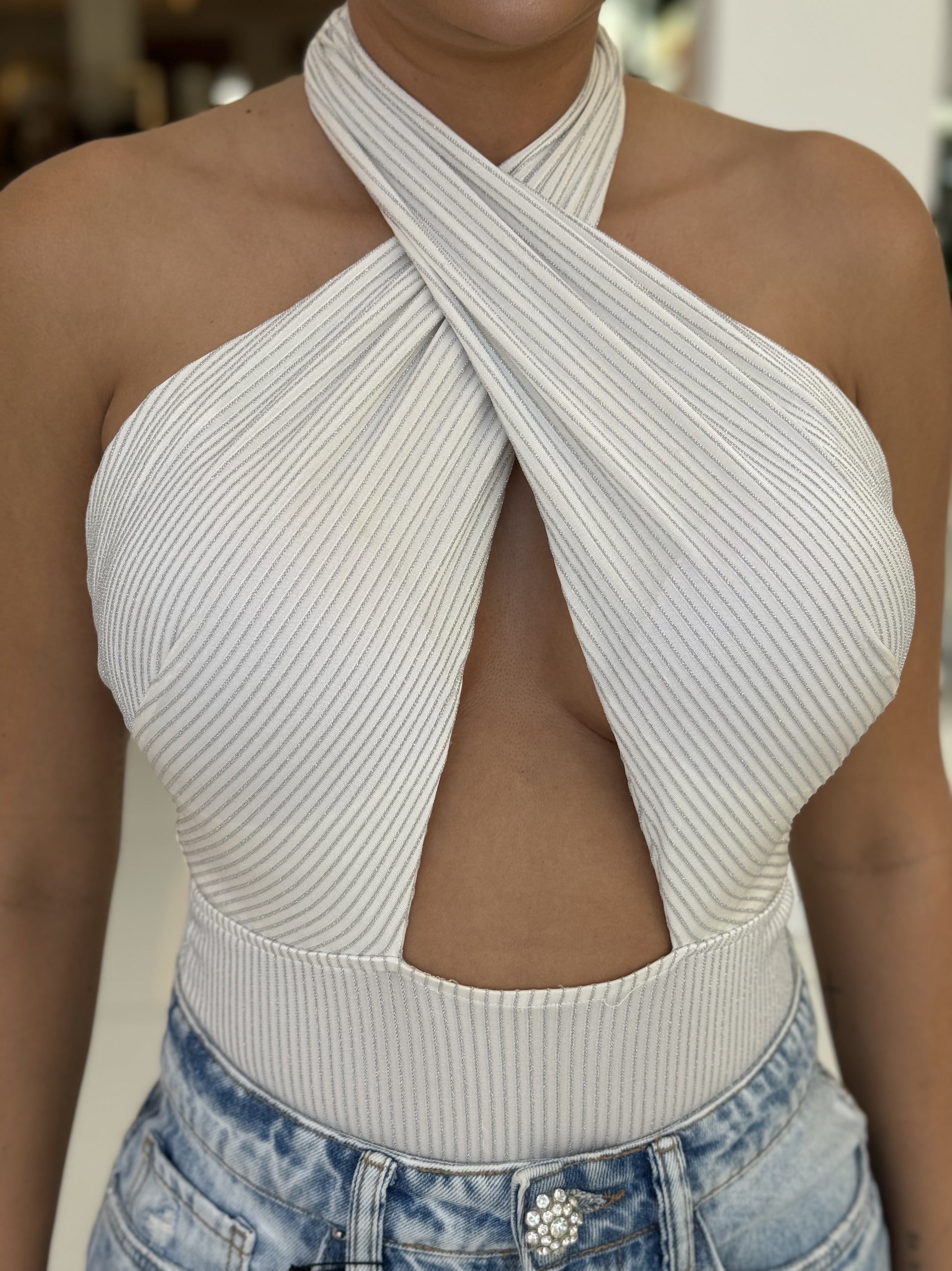 Body by Gabrielly Mondabelle in a stylish design, featuring soft fabric and a flattering fit by Wanessa Lopez Concept.