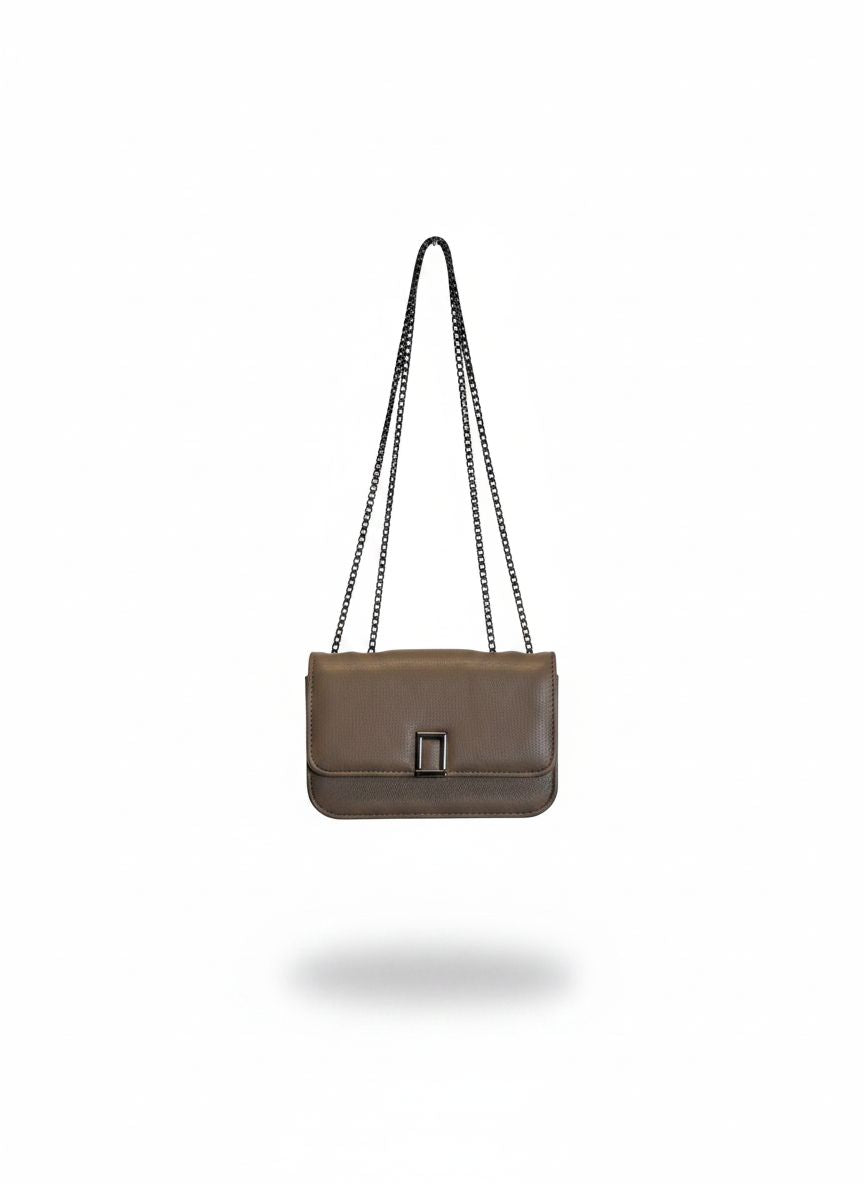 Bolsa feminina Jessy da Wanessa Lopez Concept, com alça ajustável e detalhes em couro sintético, apresentada em uma cor vibrante.