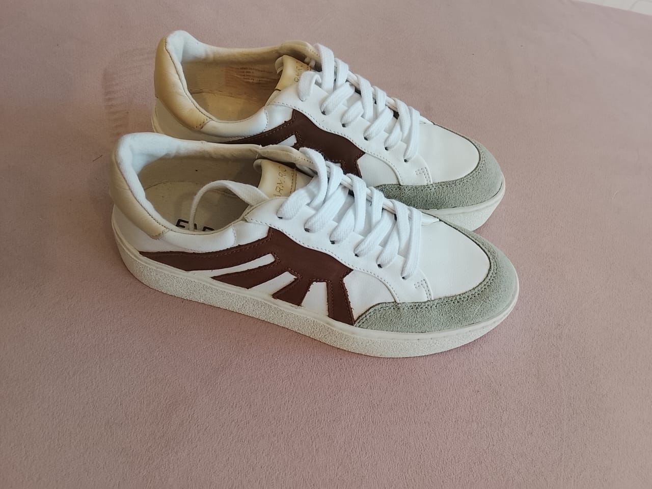 Tenis Aurora