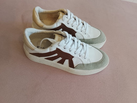 Tenis Aurora