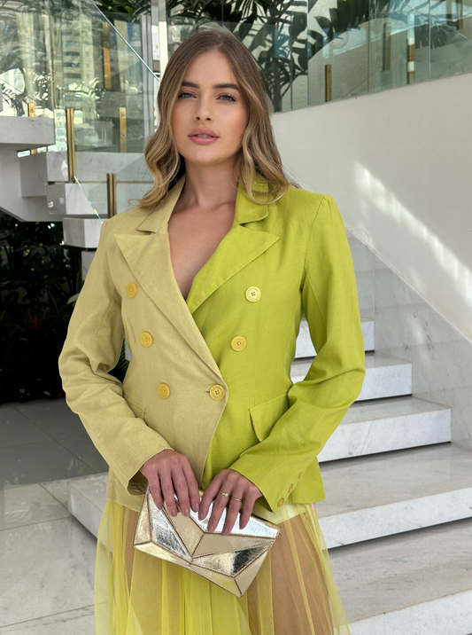 Blazer de linho bicolor verde Lopz, modelo Lais, com design elegante e acabamento de alta qualidade.