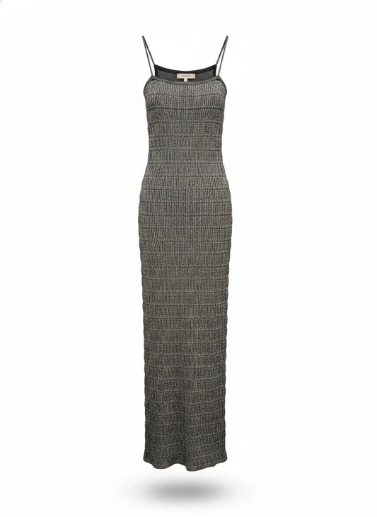 Vestido midi de tricô franzido com detalhes em lurex da Wanessa Lopez Concept, com acabamento elegante e brilho sutil.