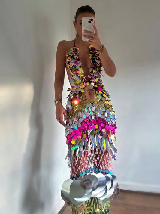 Vestido longo Luar de Verão da marca Lopz, com tecido leve e detalhes elegantes, ideal para dias ensolarados.