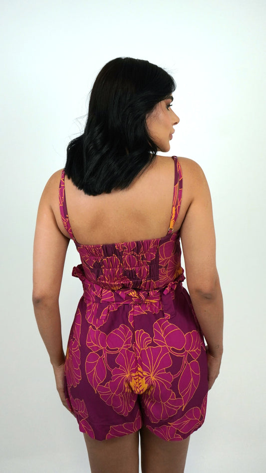 Short viscose Afghan in vibrant colors by Wanessa Lopez Concept, showcasing soft texture and elegant draping.