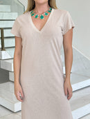 Elegant Fernanda Malha dress by Wanessa Lopez Concept in soft fabric, showcasing a stylish design and vibrant colors.